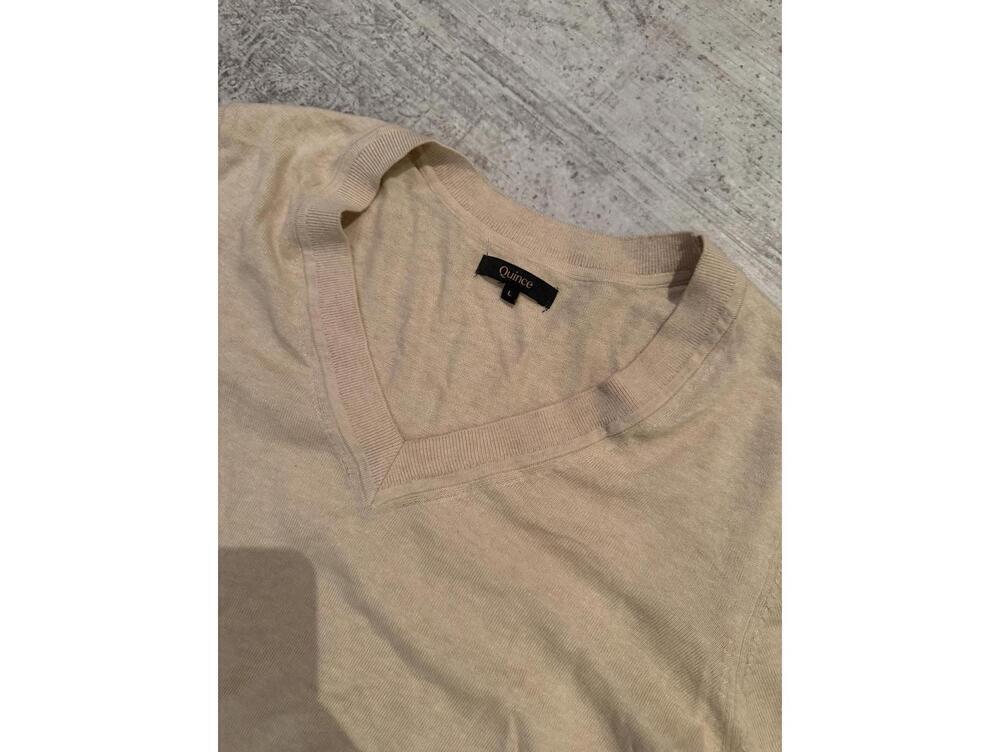 Quince Beige V-Neck Organic Cotton/Cashmere Blend Sweater, Size L - Picture 2 of 4